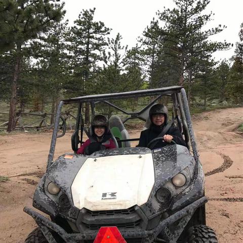 骑四驱车和美国式的钓鱼