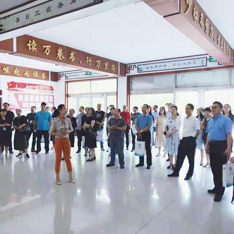初夏的一丝清凉~~省教育专家莅临德开小学指导名师成长俱乐部工作