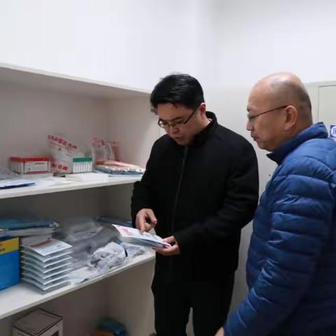 县委书记李腾检查新型冠状病毒感染的肺炎疫情防控工作