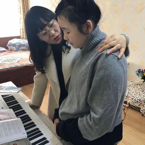 爱之花开放的地方，生命便能欣欣向荣