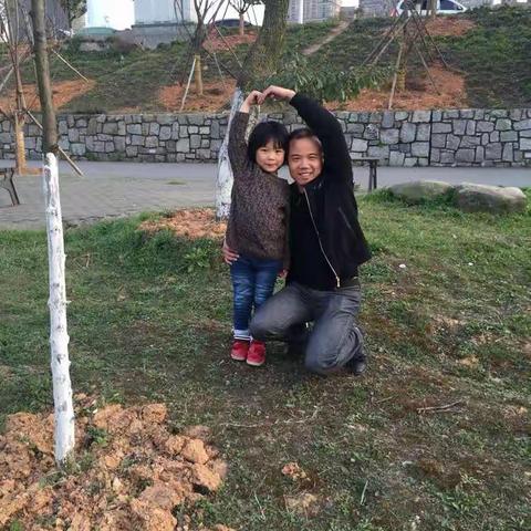 成长中的仔仔，一步一个脚印！