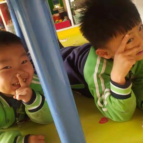 《找小猫》—— 小一班的音乐游戏