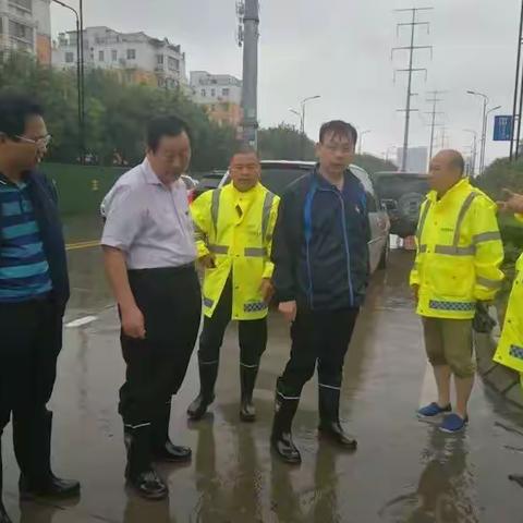 因为爱，所以执着！因为爱，所以坚守！ ——示范区城管工作纪实有感