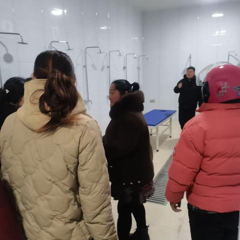 开学第一周，与最美好的你重逢——三年一班