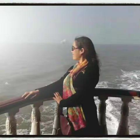 音乐放起来，舞蹈跳起来，小腰扭起来，美文写起来，美拍秀起来