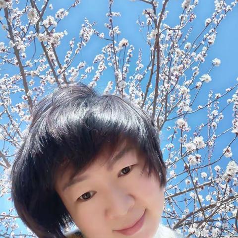 桃花已开，春天真的已经来了耶！武汉加油，新冠肺炎该走了！！！