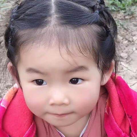 我的妞妞回农村喽，贴近大自然！