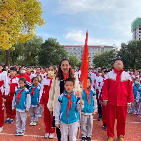 【米市街小学二年级（4）班】★我是一名光荣的少先队员★