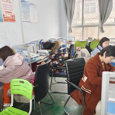 开发区赵麻村小学组织观摩省优质课