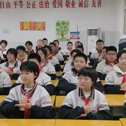 万疆 — 来自2021级61班集体对祖国的美好祝愿